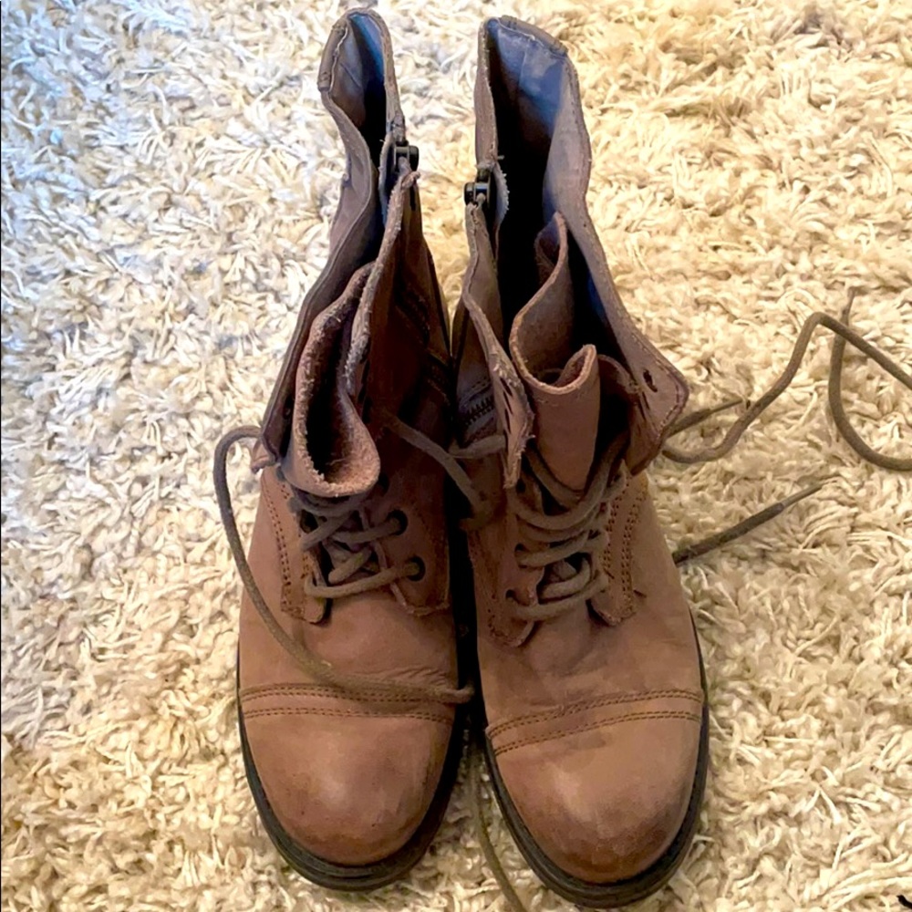 Light brown/gray combat boots